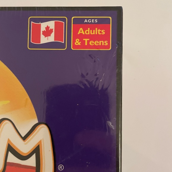 BNIB Classic Cranium - Picture 2 of 4